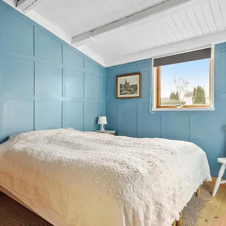 Semesterbostad 3 Bedroom Cozy In Faxe Ladeplads *