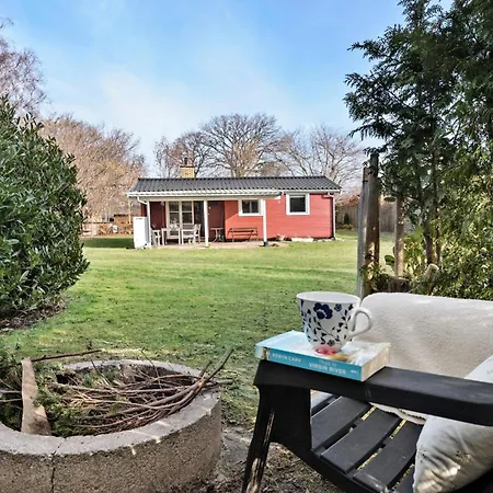 3 Bedroom Cozy In Faxe Ladeplads Fakse Ladeplads