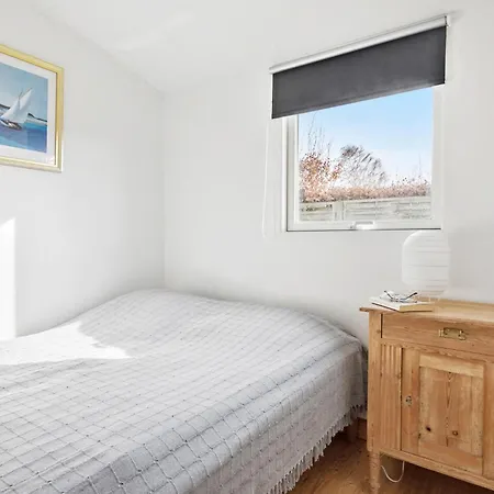 3 Bedroom Cozy In Faxe Ladeplads Fakse Ladeplads