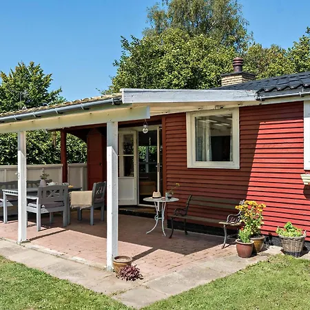 Nyaraló 3 Bedroom Cozy In Faxe Ladeplads