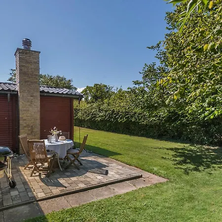 Nyaraló 3 Bedroom Cozy In Faxe Ladeplads