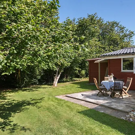 Nyaraló 3 Bedroom Cozy In Faxe Ladeplads