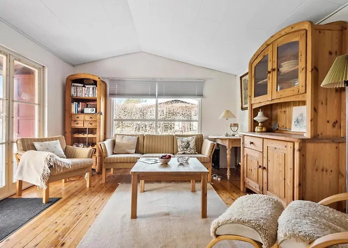 3 Bedroom Cozy In Faxe Ladeplads * Fakse Ladeplads