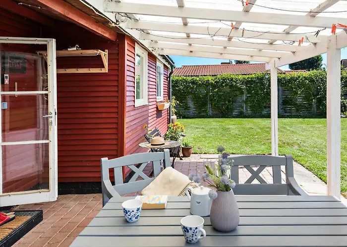 3 Bedroom Cozy In Faxe Ladeplads