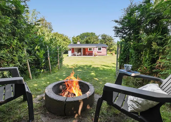 3 Bedroom Cozy In Faxe Ladeplads Feriehus *